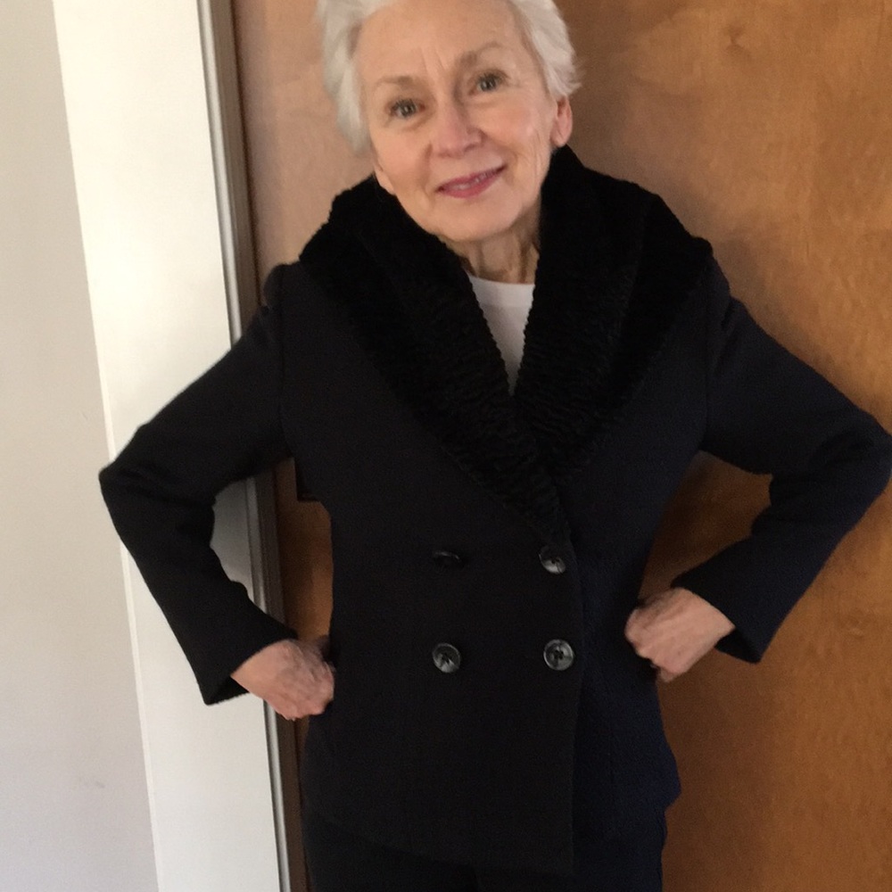 Avenue Montaigne jacket size 4